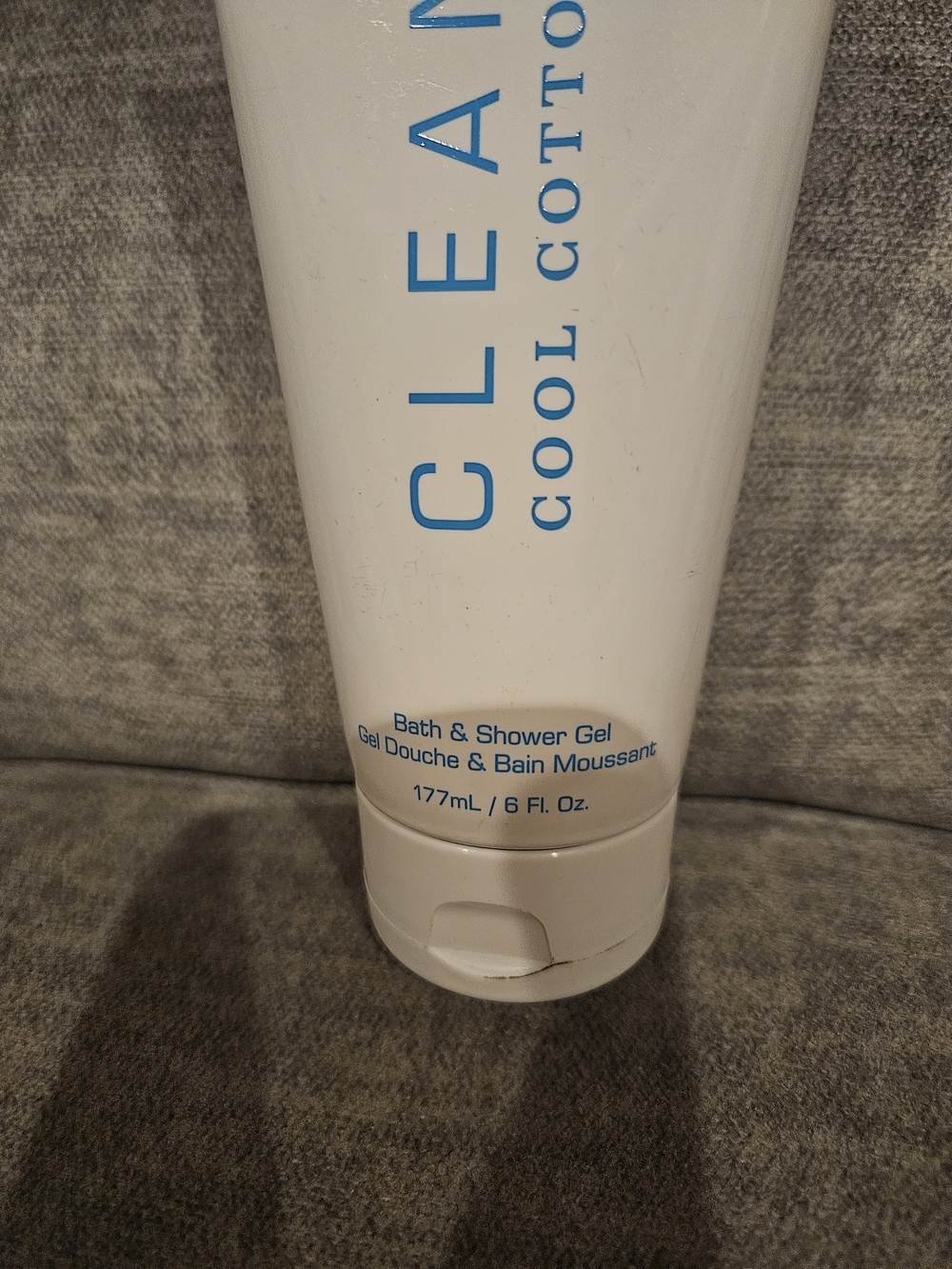 Cool Cotton Bath & Shower Gel - Sealed 6 Fl Oz - Picture 2 of 4
